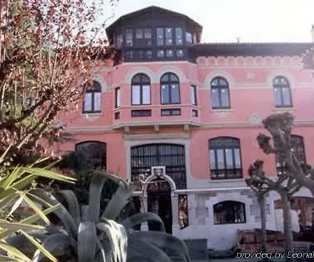 Hotel Casona Del Sella 3*